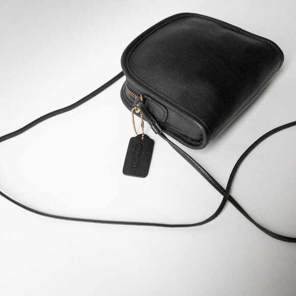 Vintage Coach Abbie Crossbody Bag in Glove-Tanned Black Leather - Picture 10 of 11